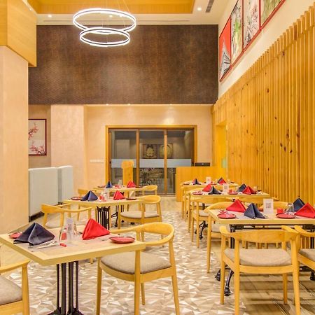 Lemon Tree Premier, Bhubaneswar Hotel Ngoại thất bức ảnh